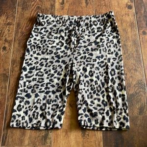 Zenana leopard bike shorts